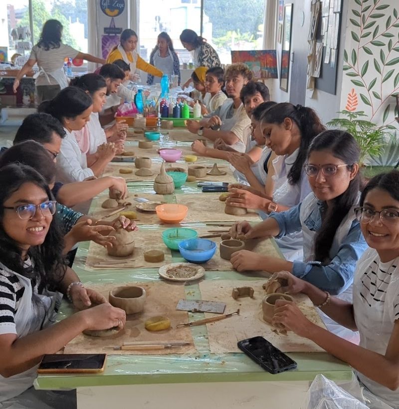 Pottery Workshop (Hand Building) - Image 3